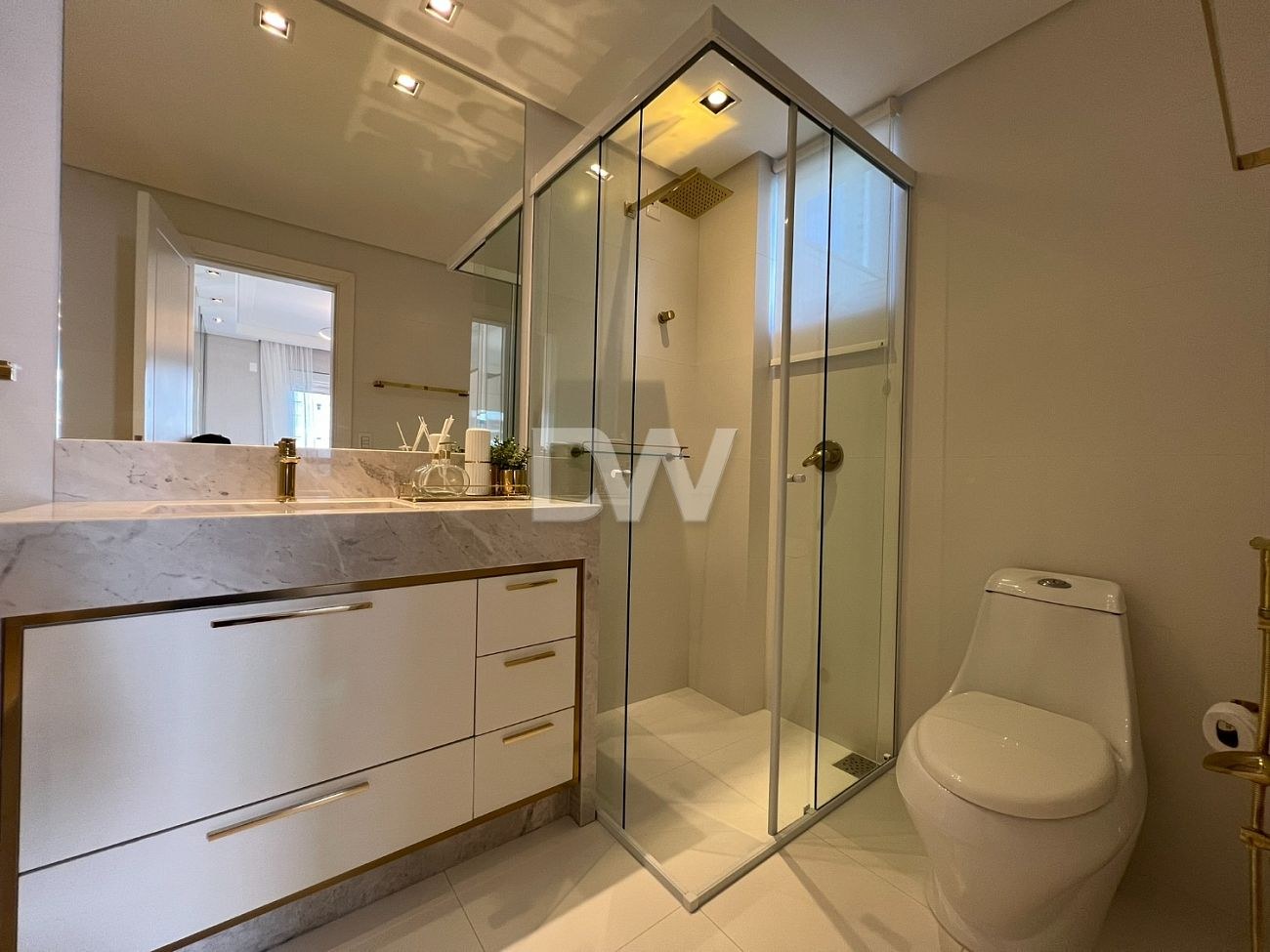 Appartement 3 Suites à Vendre à Balneário Camboriú - Santa Catarina - Brésil - 6