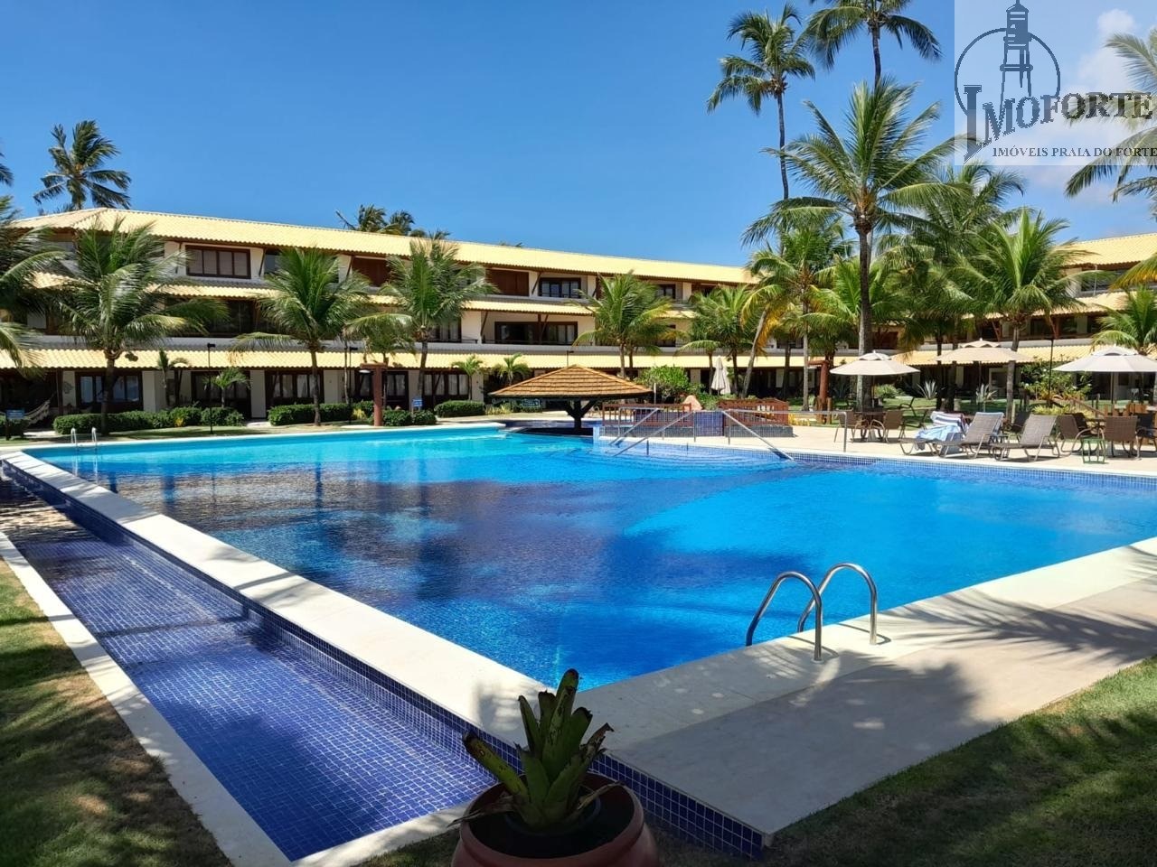 Apartamento com 3 Suítes à Venda em Praia do Forte – Mata de São João – Bahia – Brasil - 1
