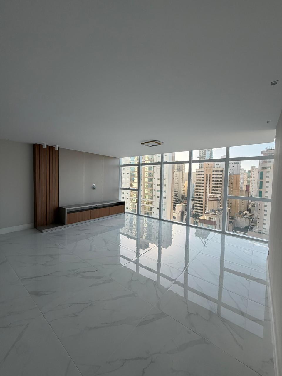 Appartement 4 Chambres à Vendre à Balneário Camboriú - Santa Catarina - Brésil - 3