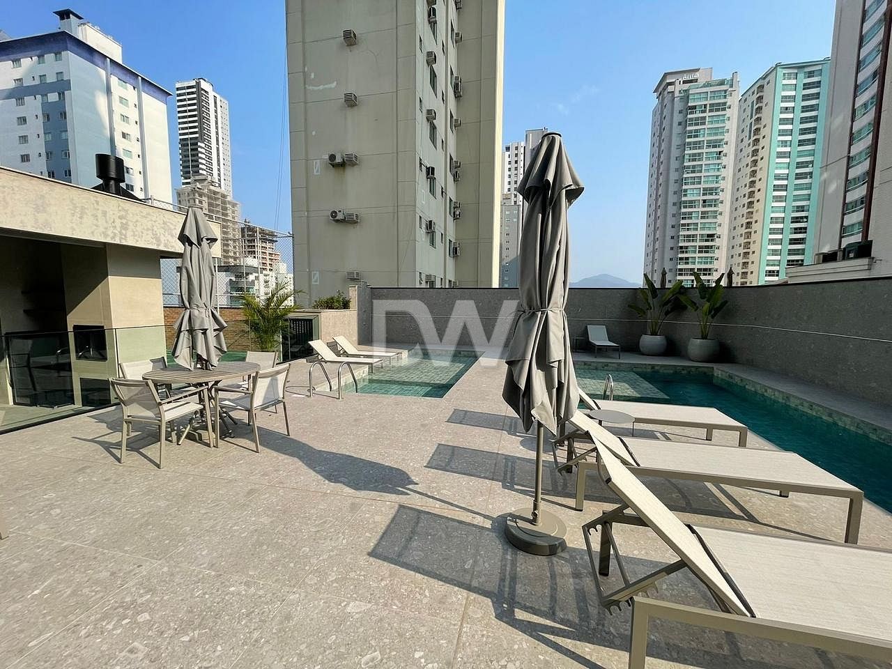 Appartement 4 Chambres à Vendre à Balneário Camboriú - Santa Catarina - Brésil - 2
