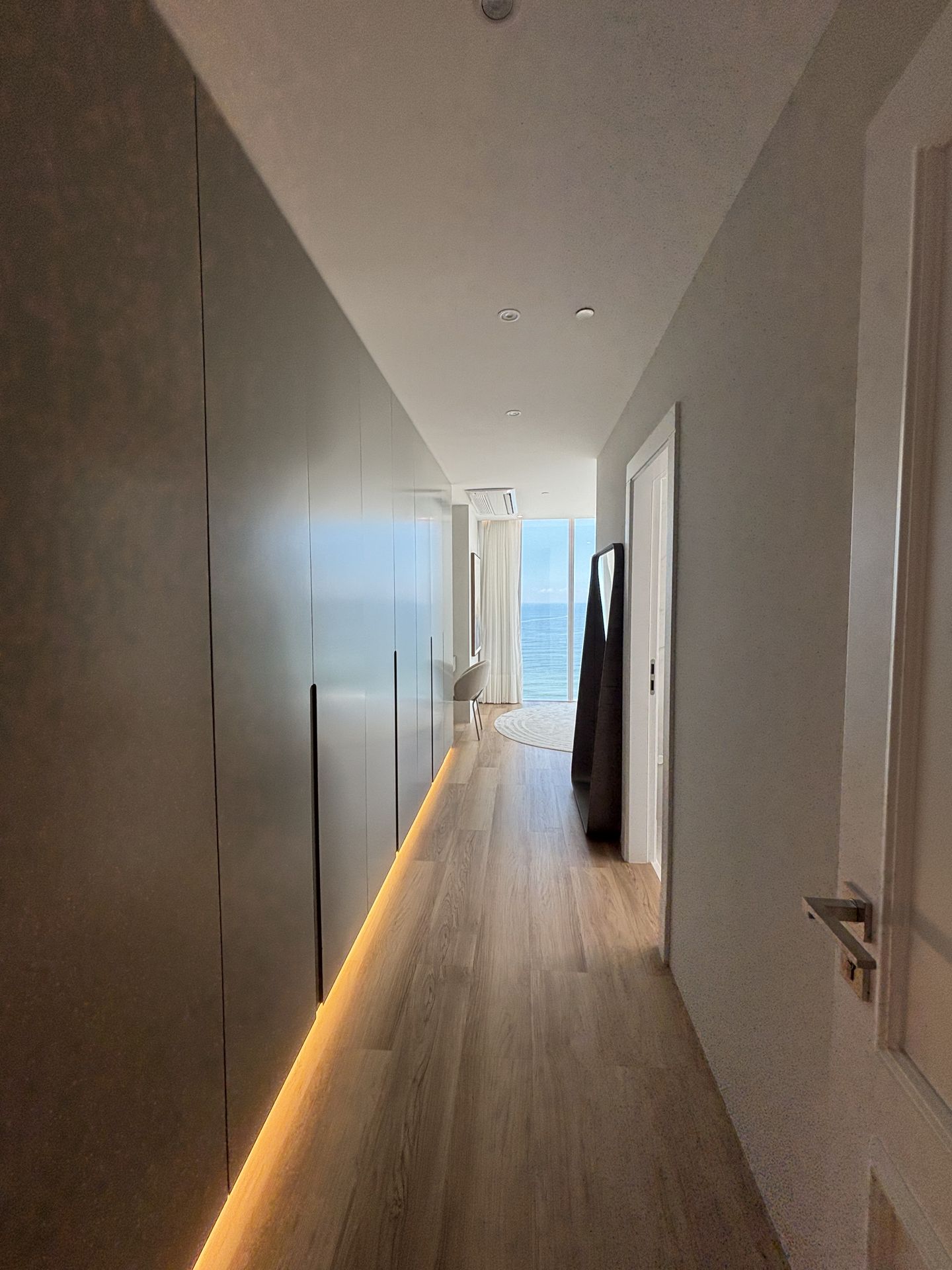 Apartamento com 4 Quartos à Venda em Balneário Camboriú - Santa Catarina - Brasil - 3
