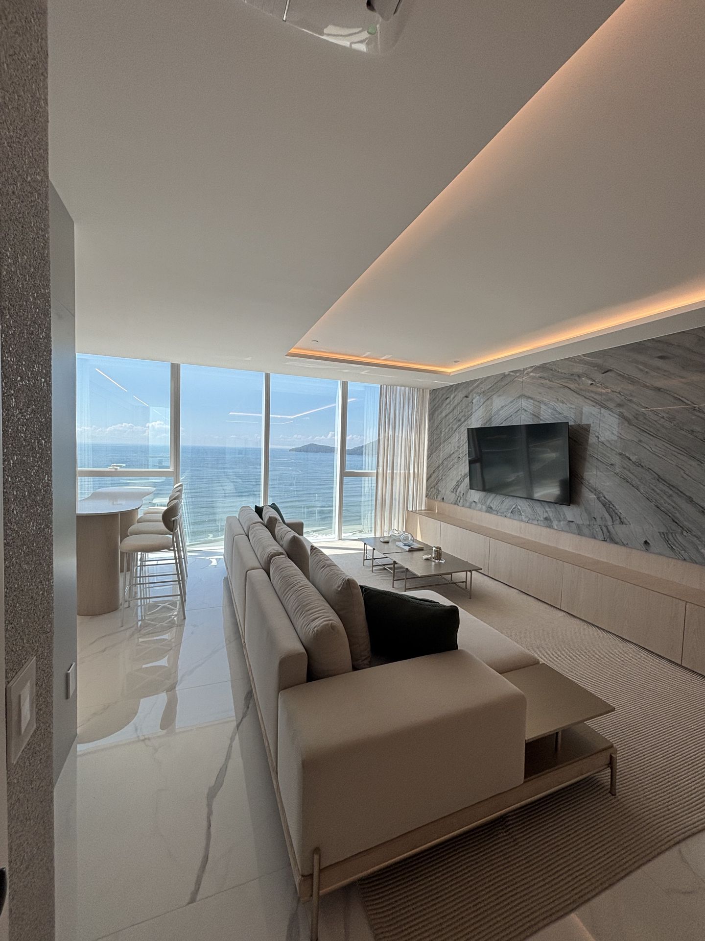 Apartamento com 4 Quartos à Venda em Balneário Camboriú - Santa Catarina - Brasil - 5