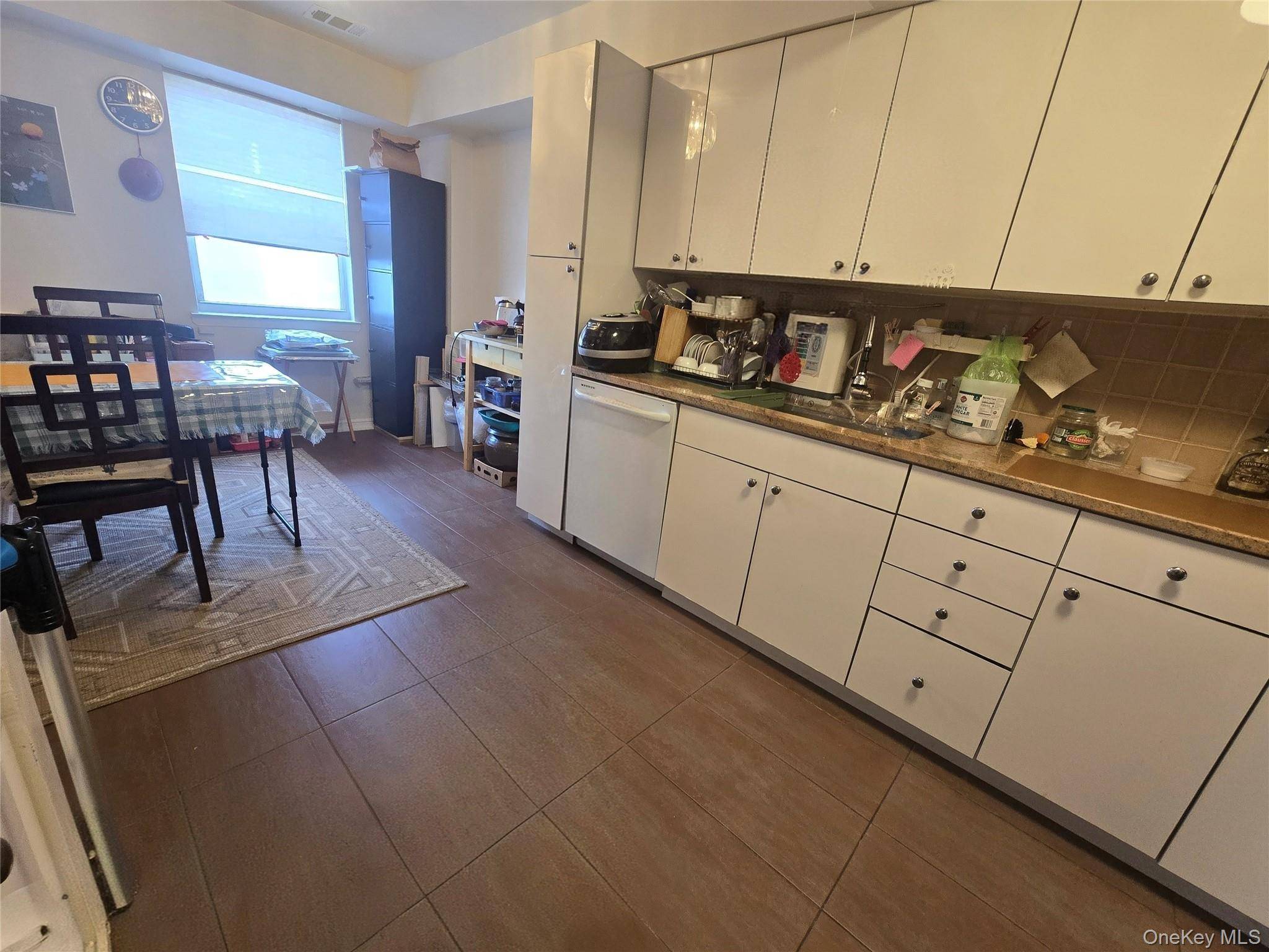 Apartamento de 4 Dormitorios en Venta en Bayside - Nueva York - EE. UU. - 3