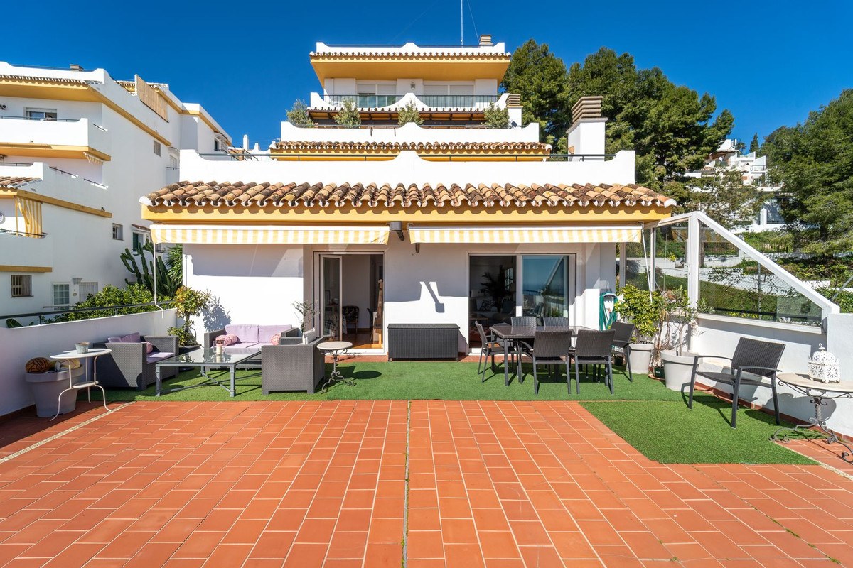 Apartamento com 4 Quartos à Venda em Benalmádena - Costa del Sol - 1