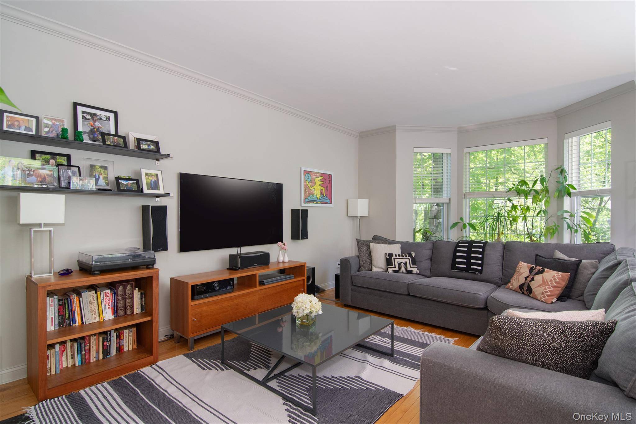 4 Bedroom Home for Sale in Briarcliff Manor - New York - USA - 2