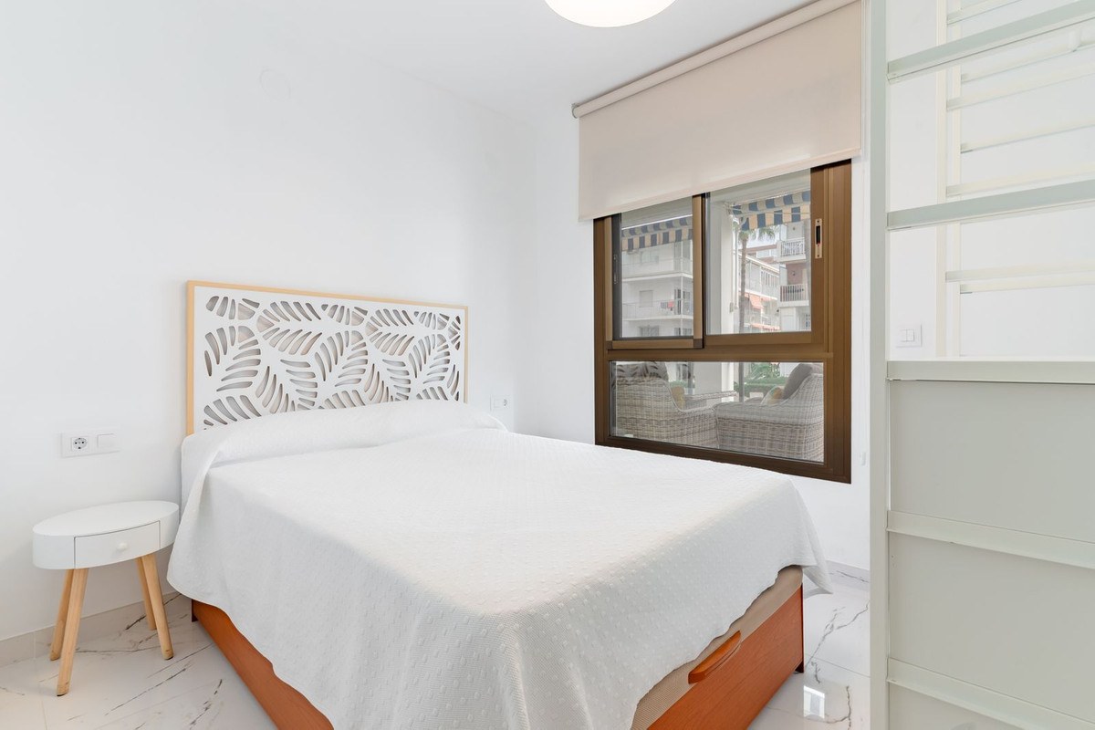 Apartamento com 4 Quartos à Venda em Fuengirola - Costa del Sol - 3