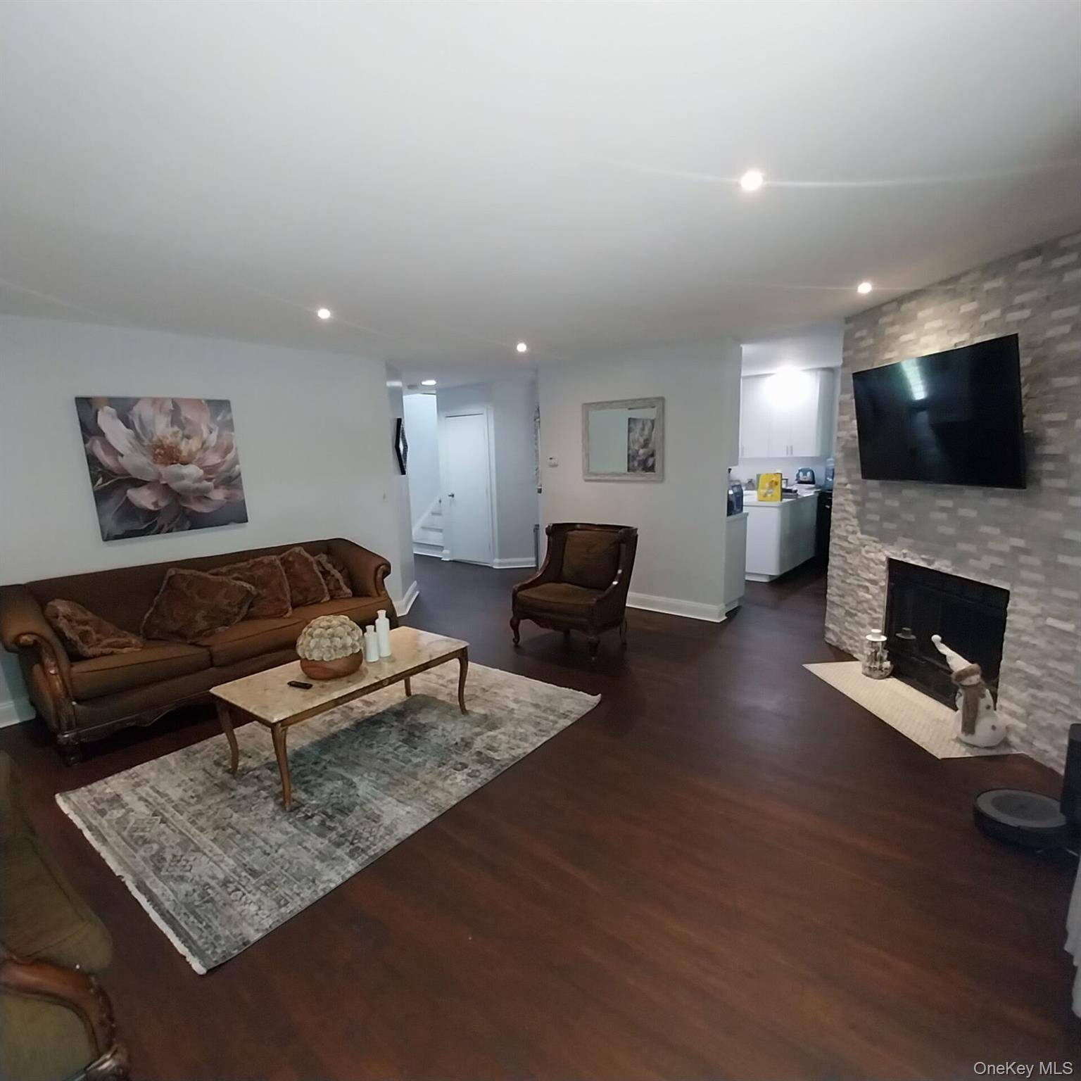 Appartement de 4 Chambres à Vendre à Glen Head, New York, États-Unis - 7