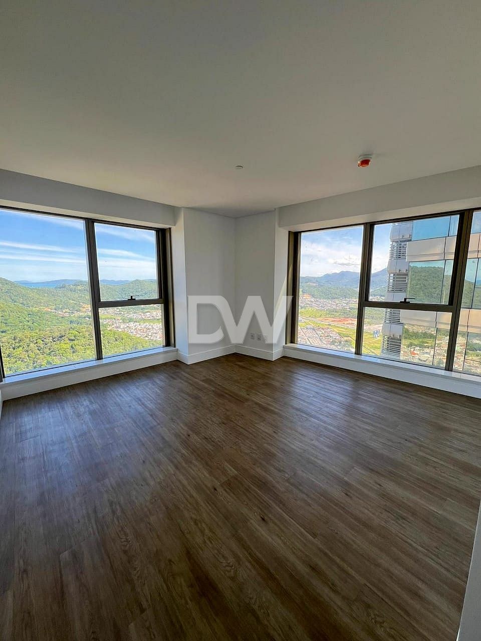 Appartement 4 Suites à Vendre à Balneário Camboriú - Santa Catarina - Brésil - 6