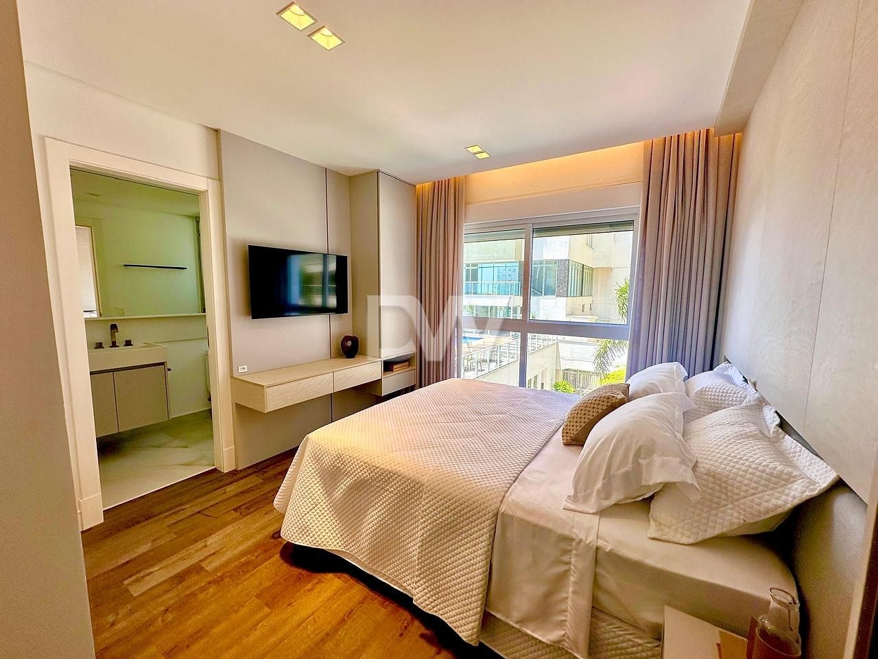 Appartement 4 Suites à Vendre à Balneário Camboriú - Santa Catarina - Brésil - 6