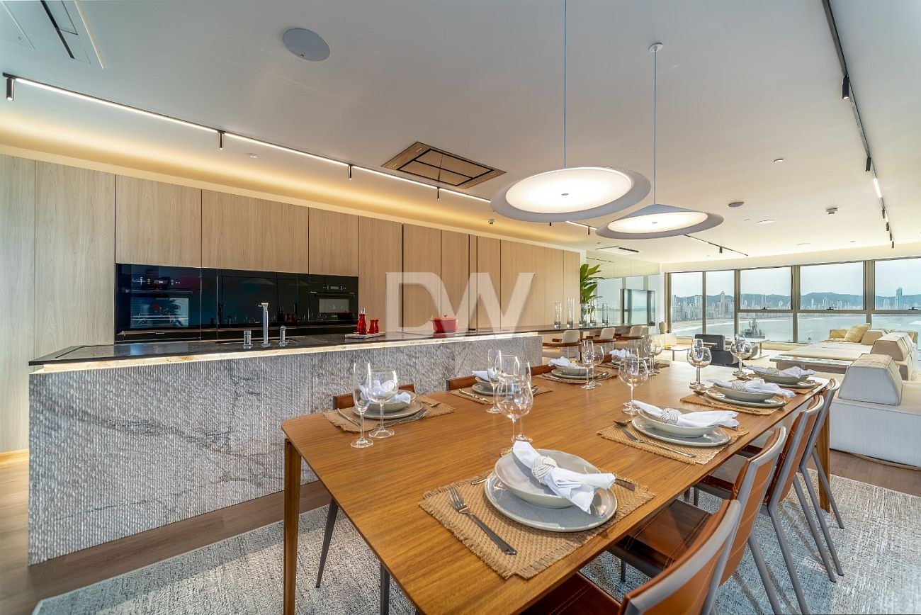Appartement 4 Suites à Vendre à Balneário Camboriú - Santa Catarina - Brésil - 1