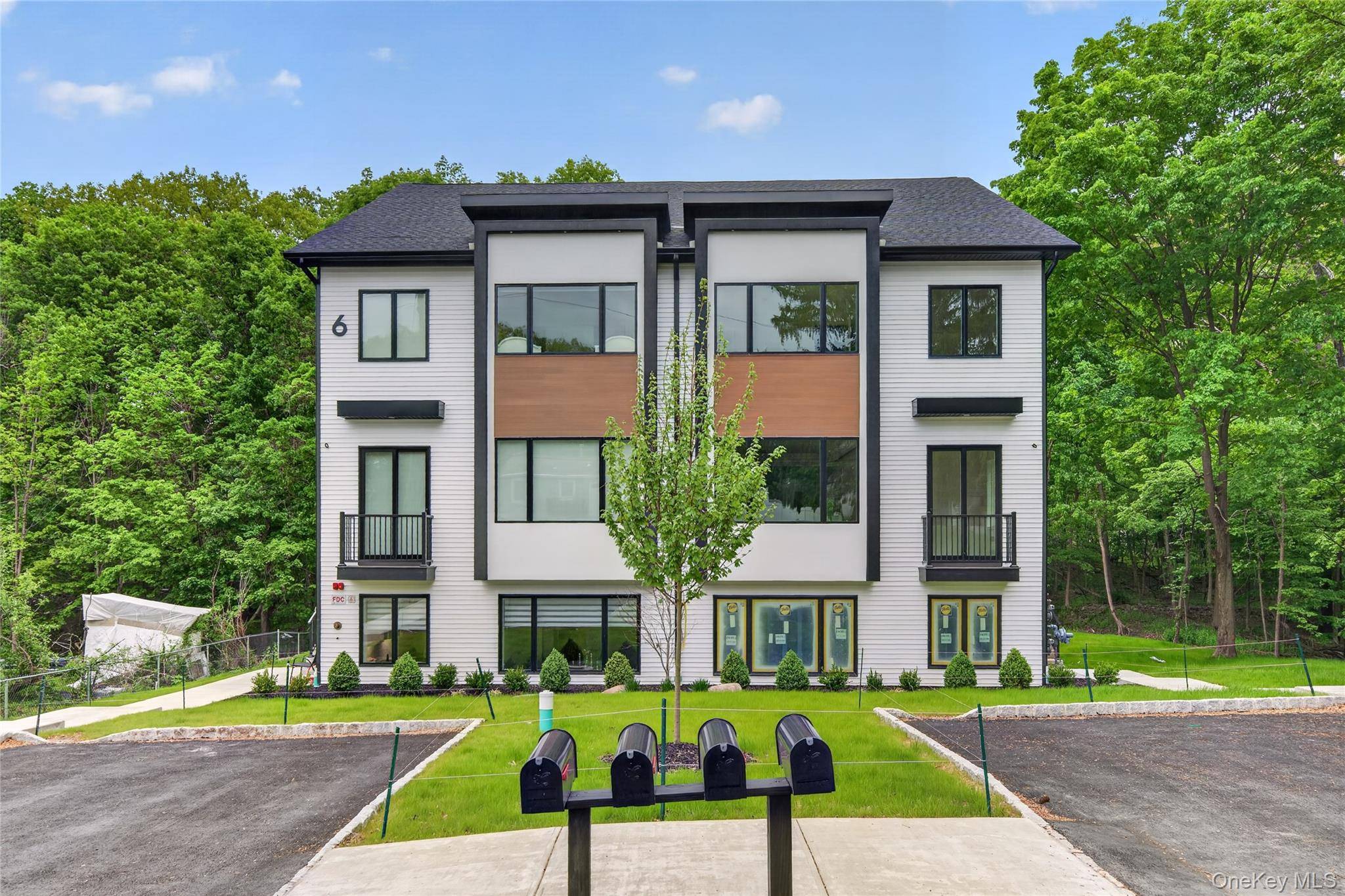 Apartamento com 5 Quartos à Venda em Monroe - Nova Iorque - EUA - 1