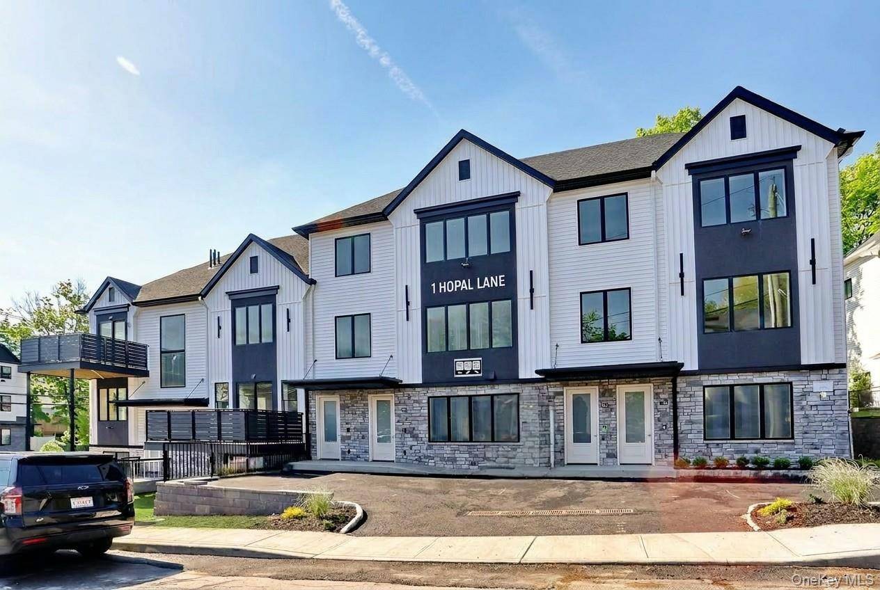 Apartamento com 5 Quartos à Venda em Monsey - Nova Iorque - EUA - 1