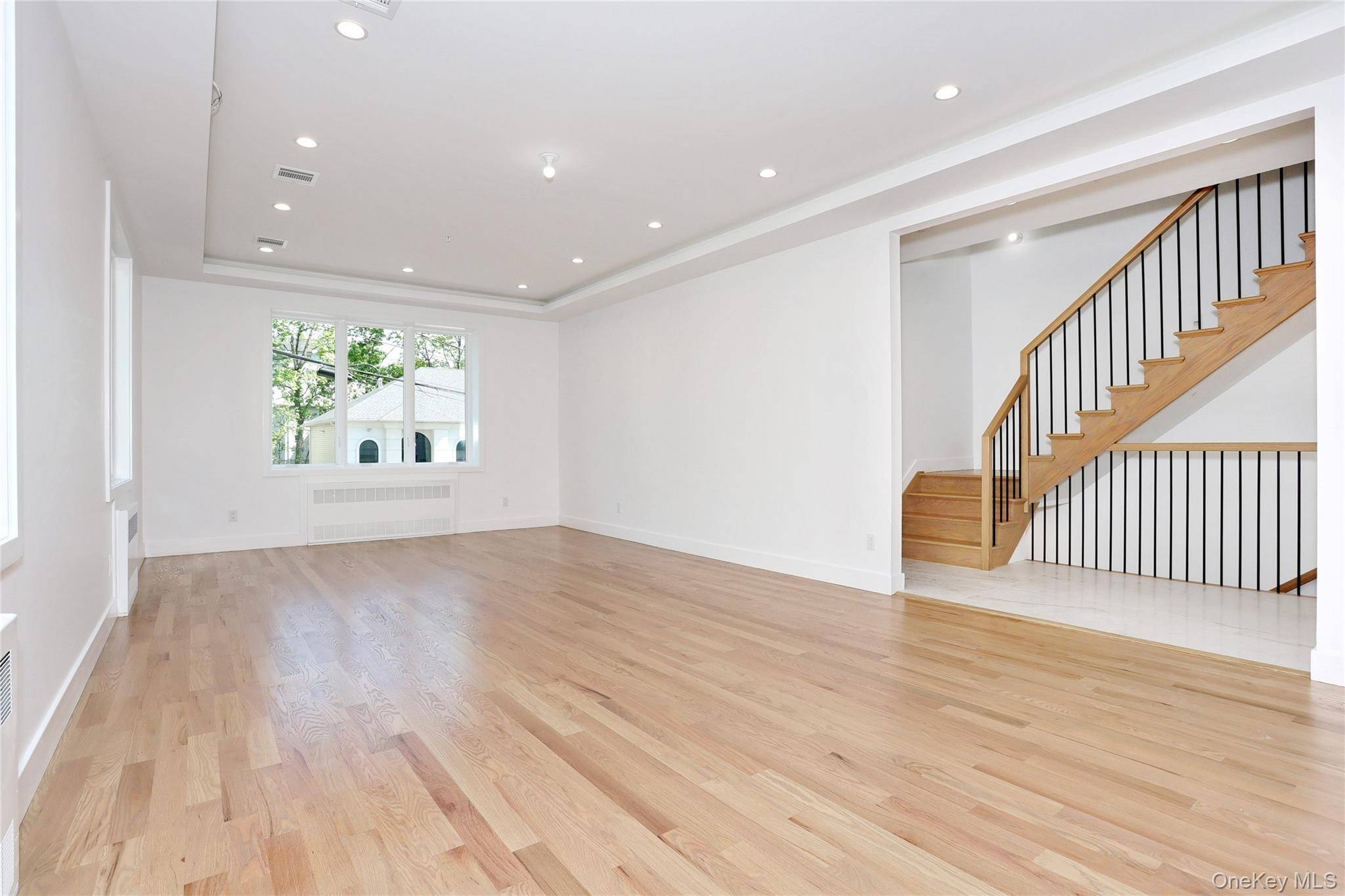 Apartamento com 5 Quartos à Venda em Monsey - Nova Iorque - EUA - 7
