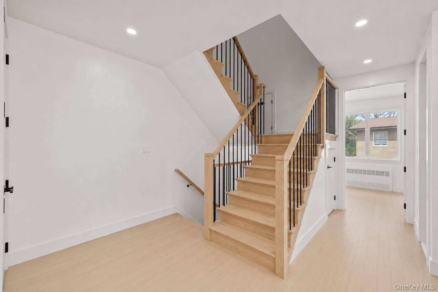Apartamento de 5 Dormitorios en Venta en Monsey - Nueva York - EE. UU. - 3