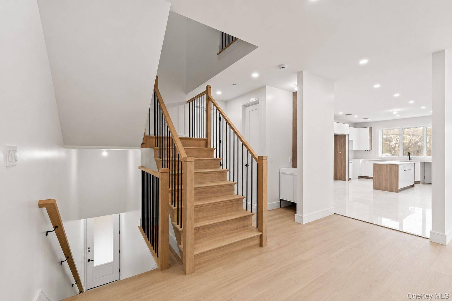 Apartamento de 5 Dormitorios en Venta en Monsey - Nueva York - EE. UU. - 4