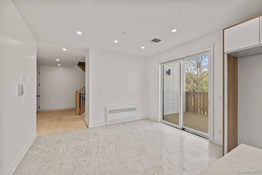 Apartamento de 5 Dormitorios en Venta en Monsey - Nueva York - EE. UU. - 7