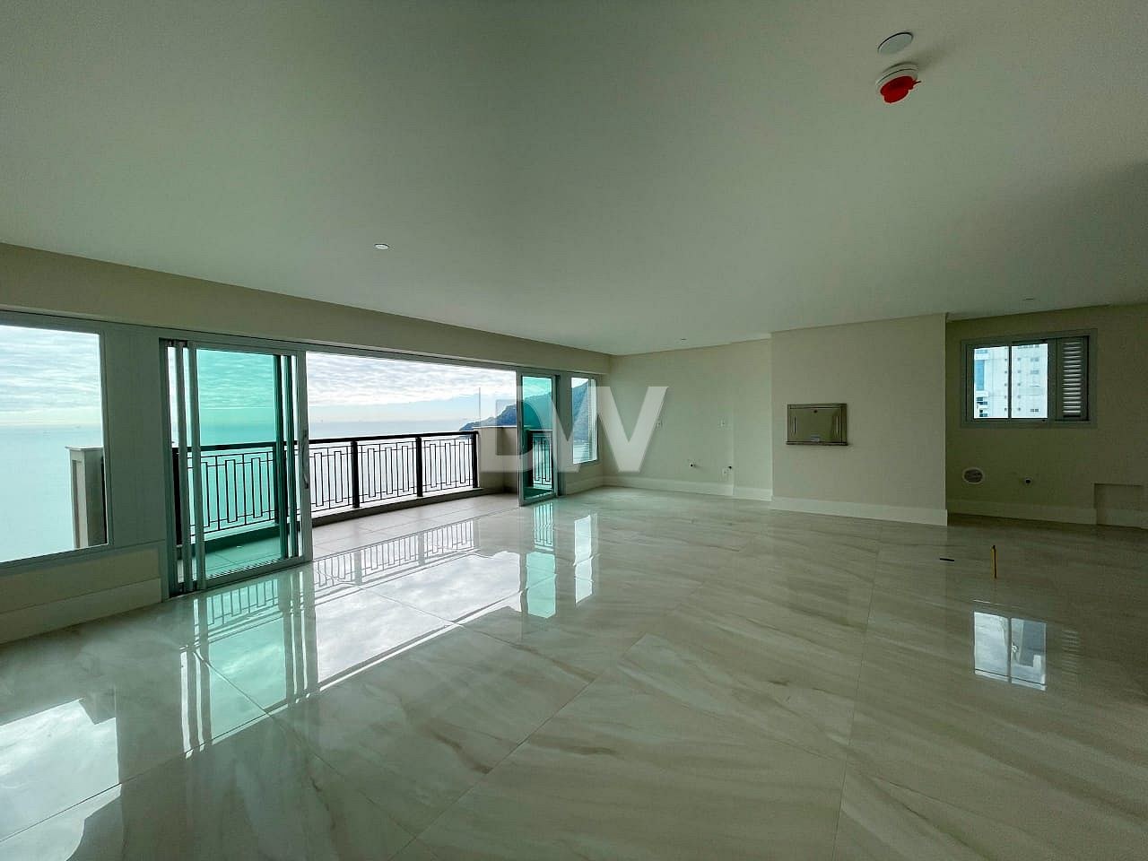 Appartement 5 Suites à Vendre à Balneário Camboriú - Santa Catarina - Brésil - 3