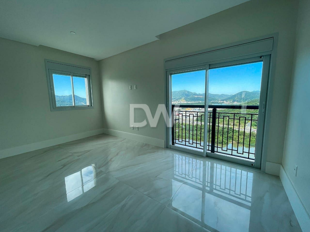 Appartement 5 Suites à Vendre à Balneário Camboriú - Santa Catarina - Brésil - 4