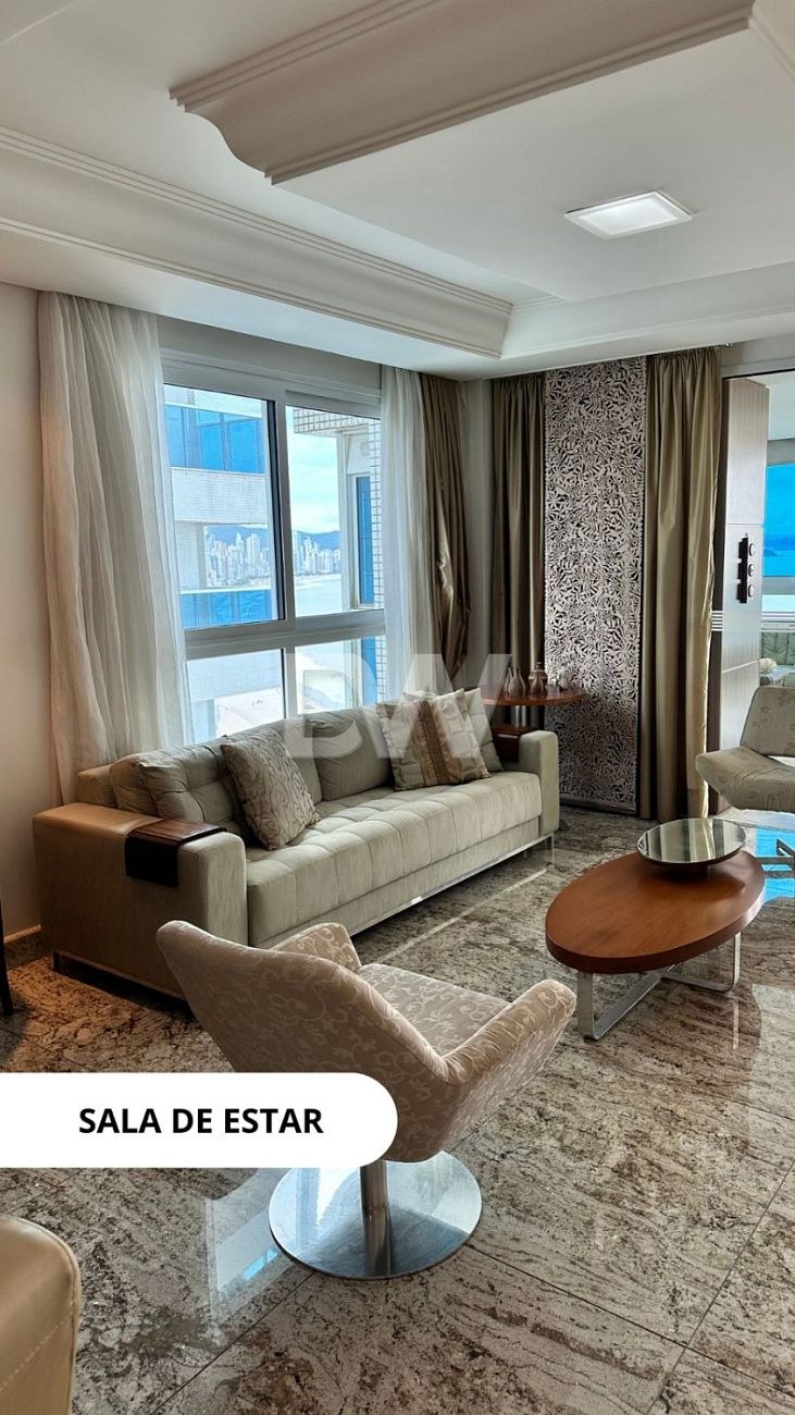 Apartamento com 6 Suítes à Venda em Balneário Camboriú - Santa Catarina - Brasil - 4