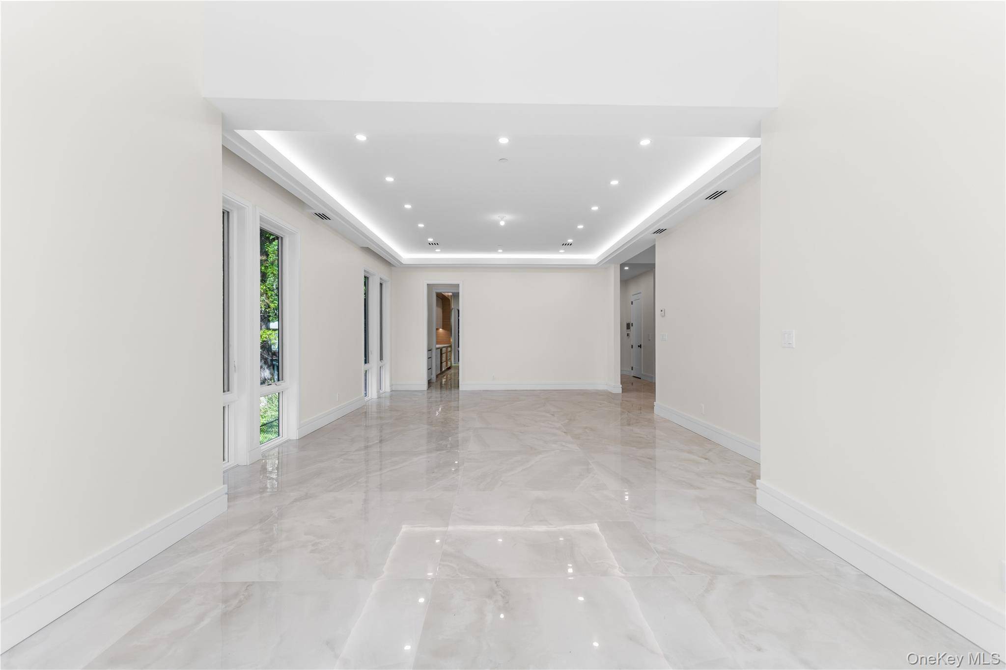 Apartamento com 9 Quartos à Venda em Monsey - Nova Iorque - EUA - 8