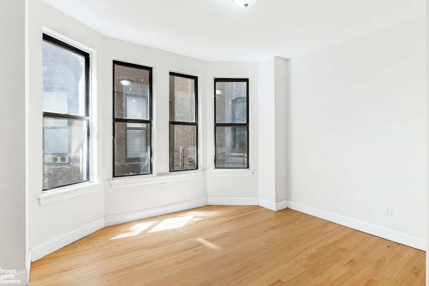 Apartamento de 1 Dormitório à Venda em Manhattan – Harlem, NY - 4