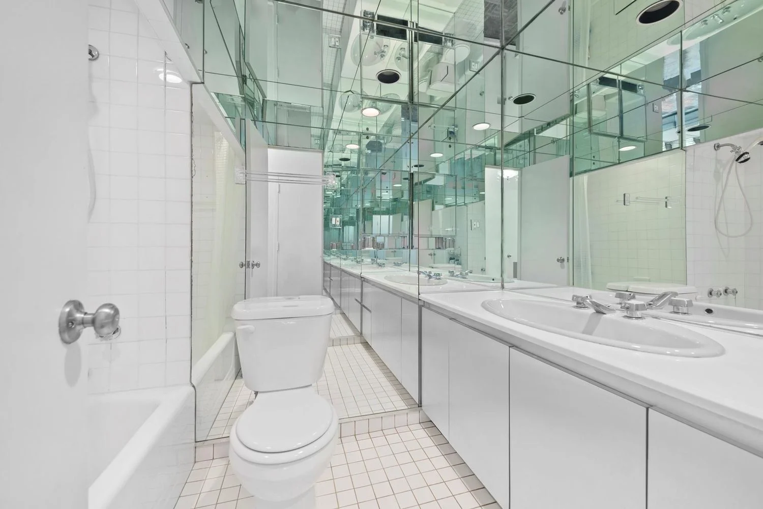 Apartamento de 1 Dormitório à Venda na 303 East 57th Street – Manhattan – New York – NY - 8