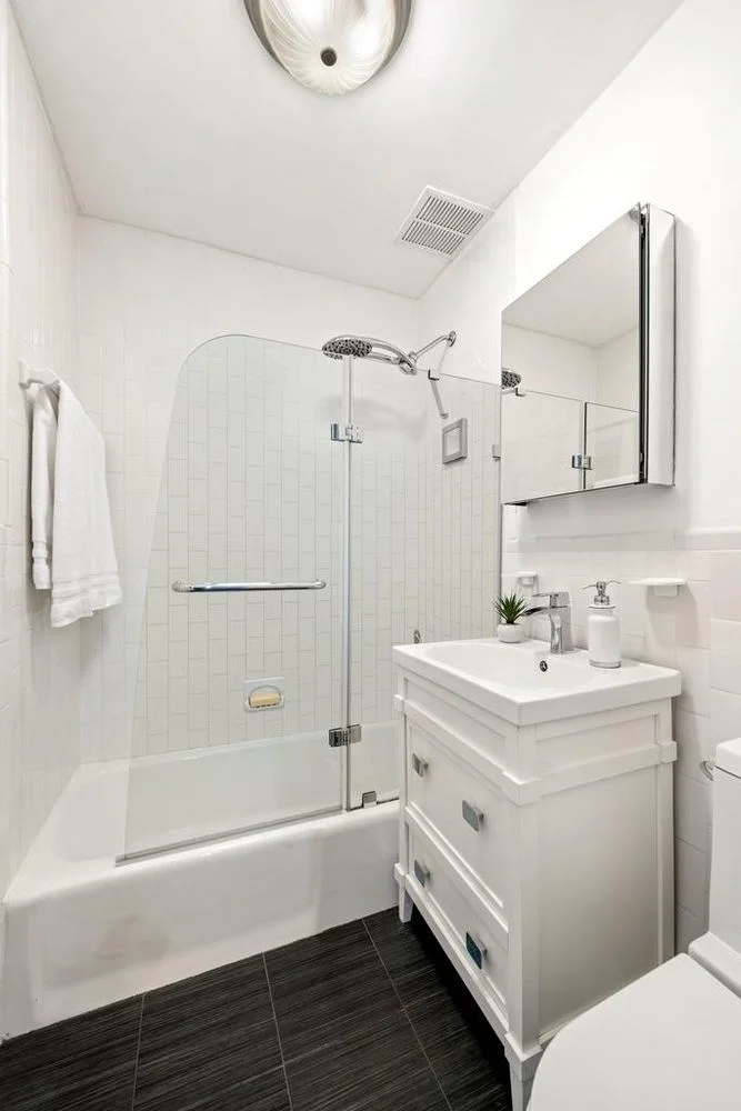 Apartamento de 1 Dormitório à Venda na 323 East 21st Street – Manhattan – New York – NY - 1