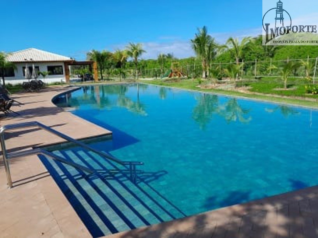 Apartamento de 1 Quarto à Venda em Praia do Forte – Mata de São João – BA - 1