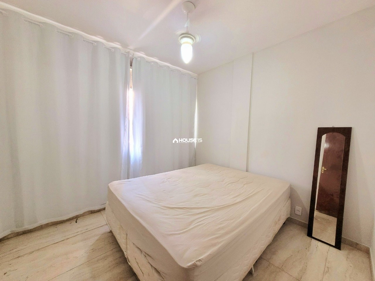 Apartamento de 1 Quarto à Venda no Centro - Guarapari - Espírito Santo - Brasil - 2