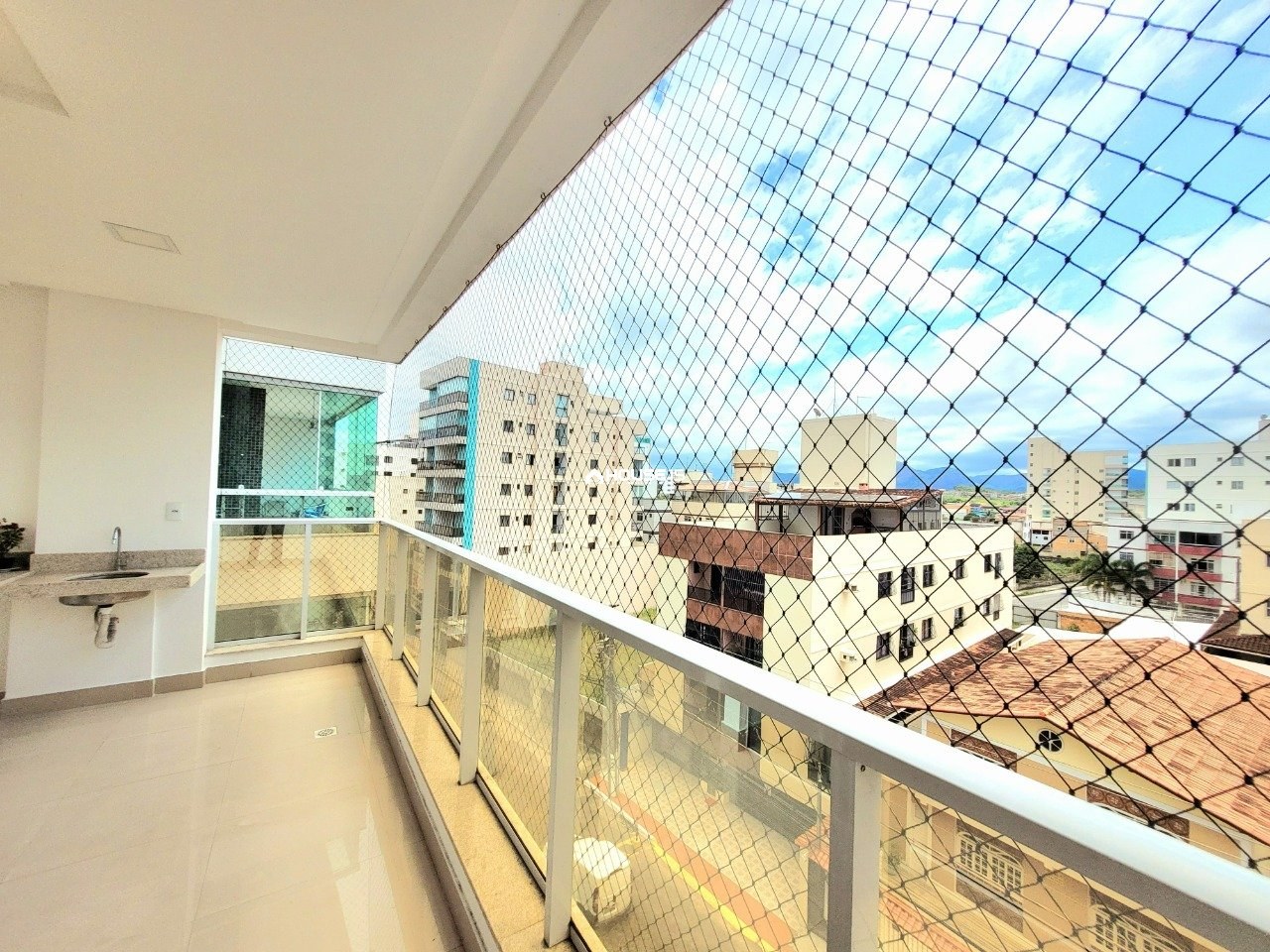 Apartamento de 2 Quartos à Venda na Praia do Morro - Guarapari - Espírito Santo - Brasil - 1
