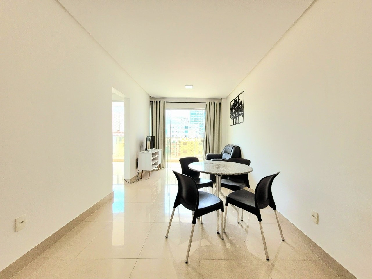 Apartamento de 2 Quartos à Venda na Praia do Morro - Guarapari - Espírito Santo - Brasil - 7