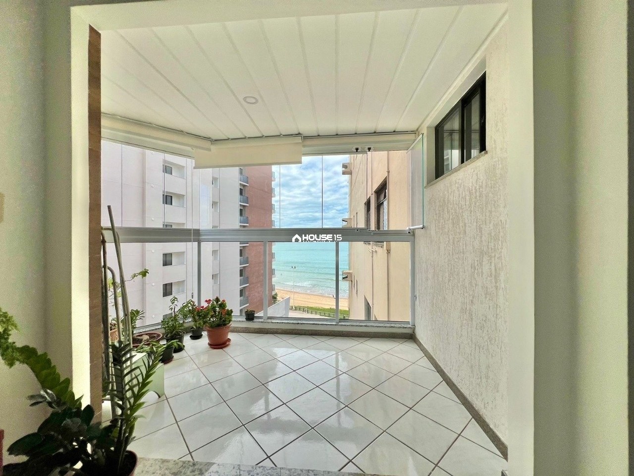 Apartamento de 2 Quartos à Venda na Praia do Morro - Guarapari - Espírito Santo - Brasil - 5