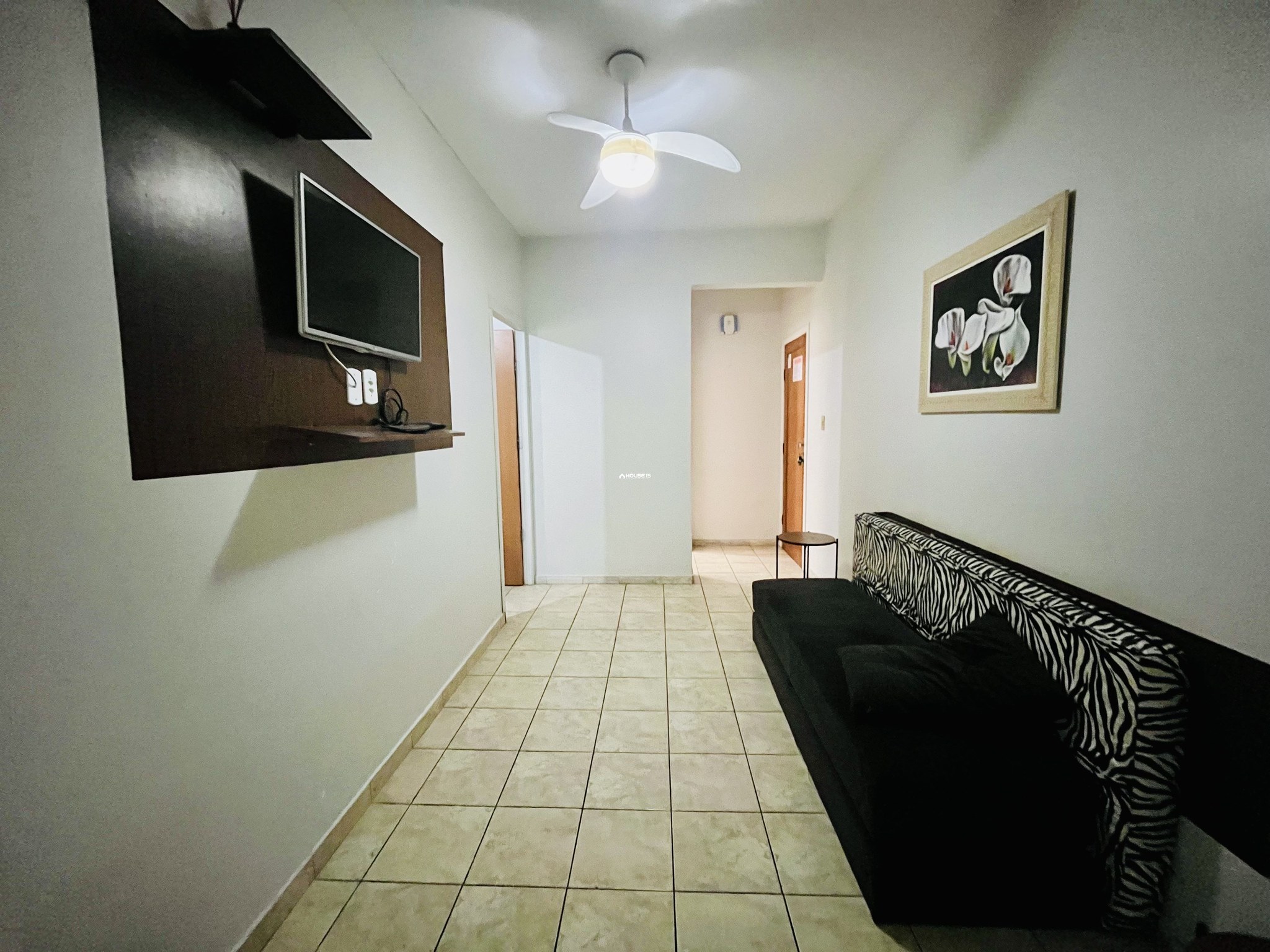 Apartamento de 2 Quartos à Venda na Praia do Morro - Guarapari - Espírito Santo - Brasil - 2