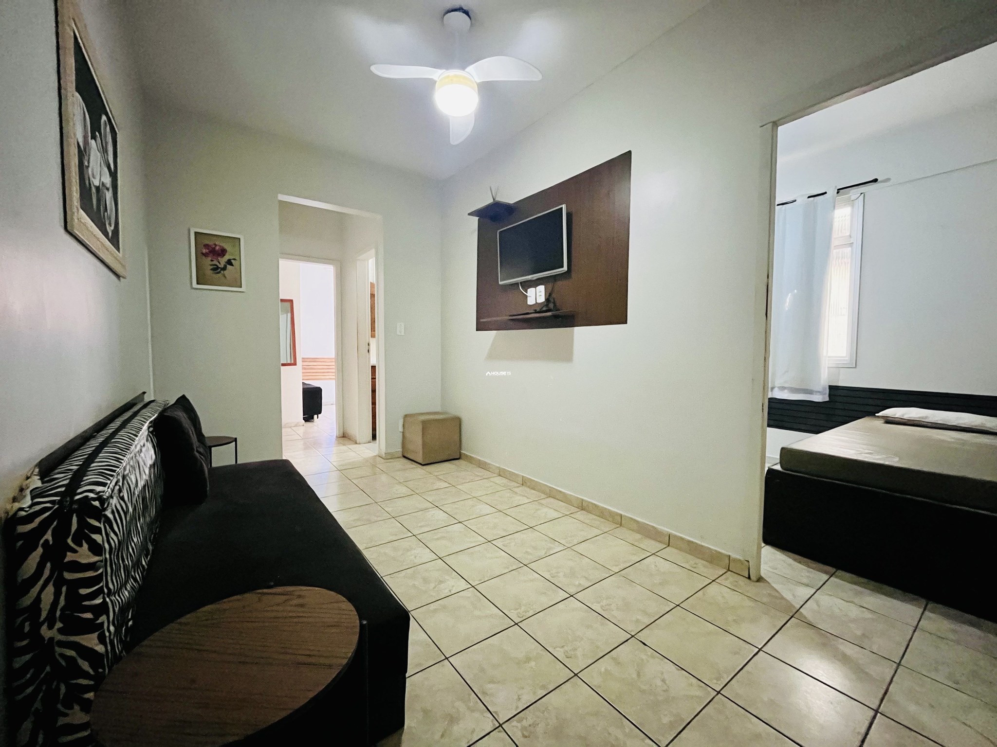Apartamento de 2 Quartos à Venda na Praia do Morro - Guarapari - Espírito Santo - Brasil - 3
