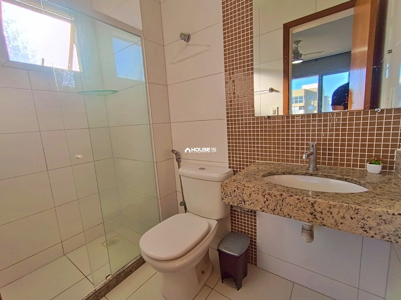 Apartamento de 2 Quartos à Venda na Praia do Morro - Guarapari - Espírito Santo - Brasil - 6