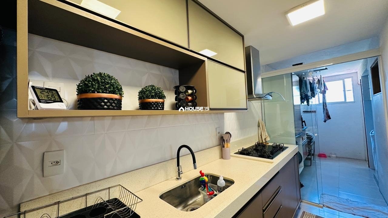 Apartamento de 2 Quartos à Venda na Praia do Morro - Guarapari - Espírito Santo - Brasil - 8