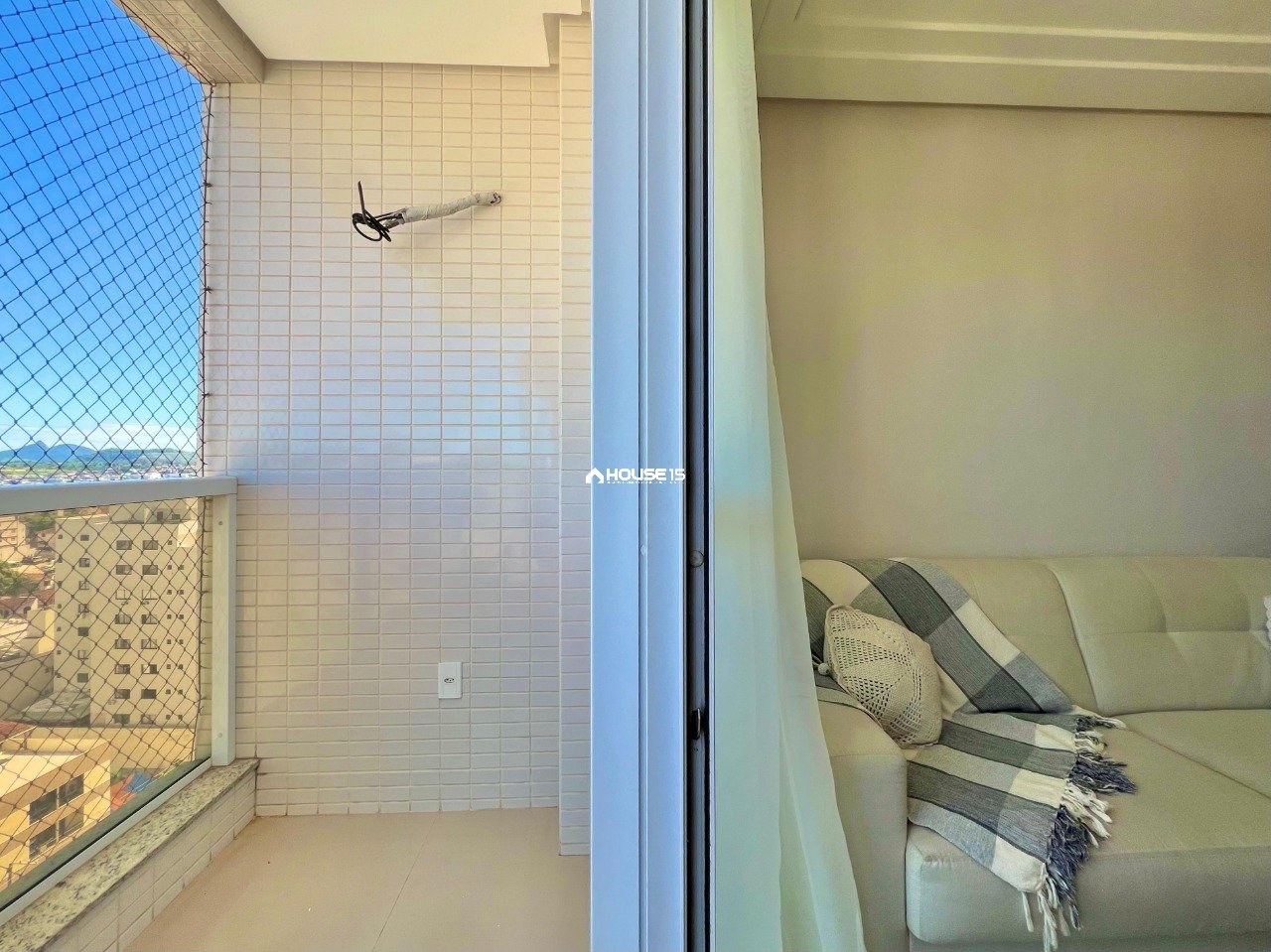 Apartamento de 2 Quartos à Venda na Praia do Morro - Guarapari - Espírito Santo - Brasil - 7