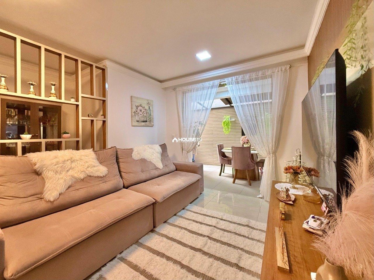 Apartamento de 2 Quartos à Venda na Praia do Morro - Guarapari - Espírito Santo - Brasil - 5