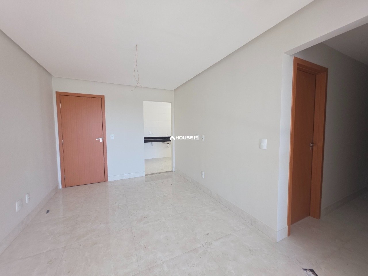Apartamento de 2 Quartos à Venda na Praia do Morro - Guarapari - Espírito Santo - Brasil - 4