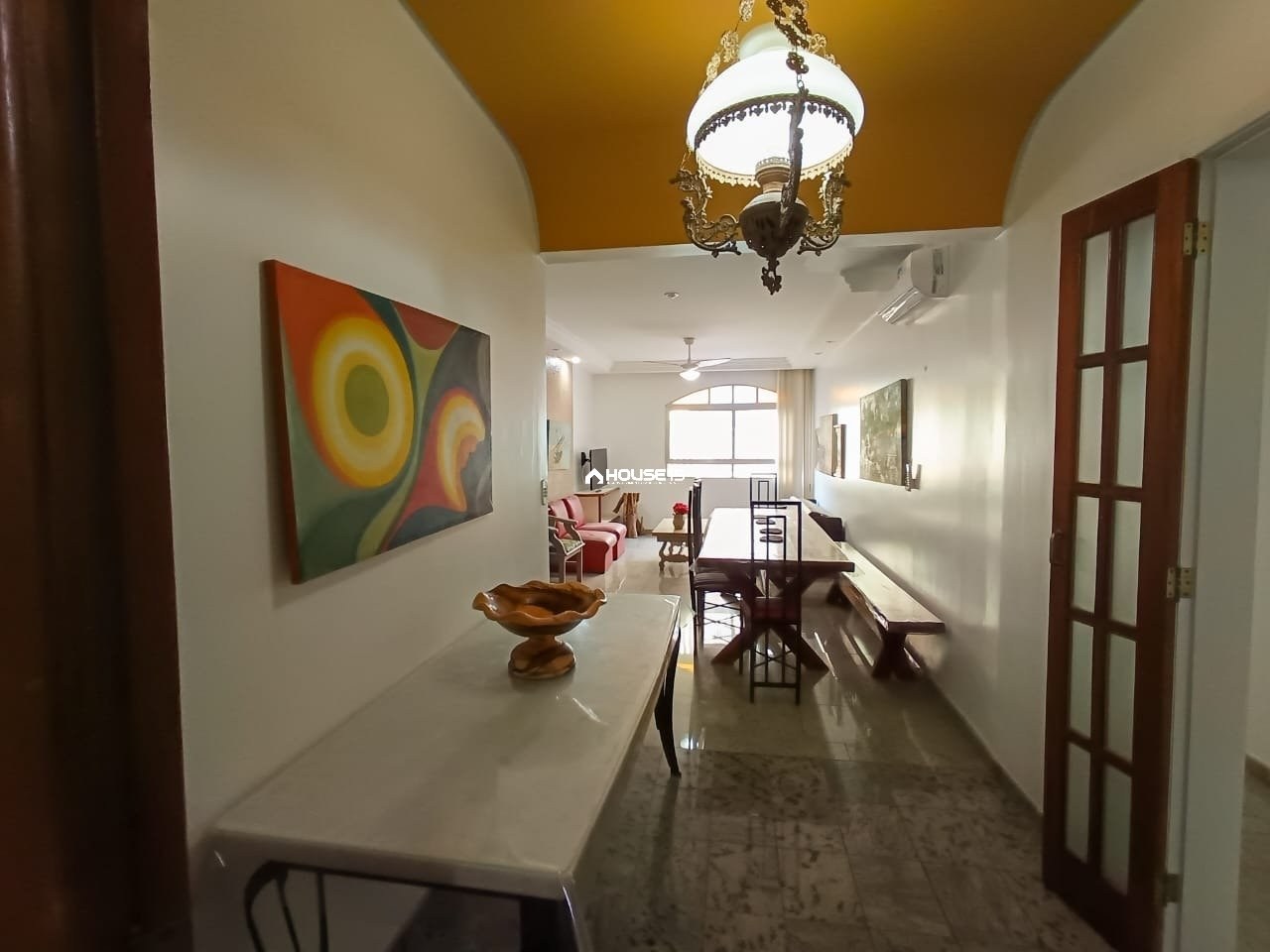 Apartamento de 2 Quartos à Venda no Centro - Guarapari - Espírito Santo - Brasil - 2