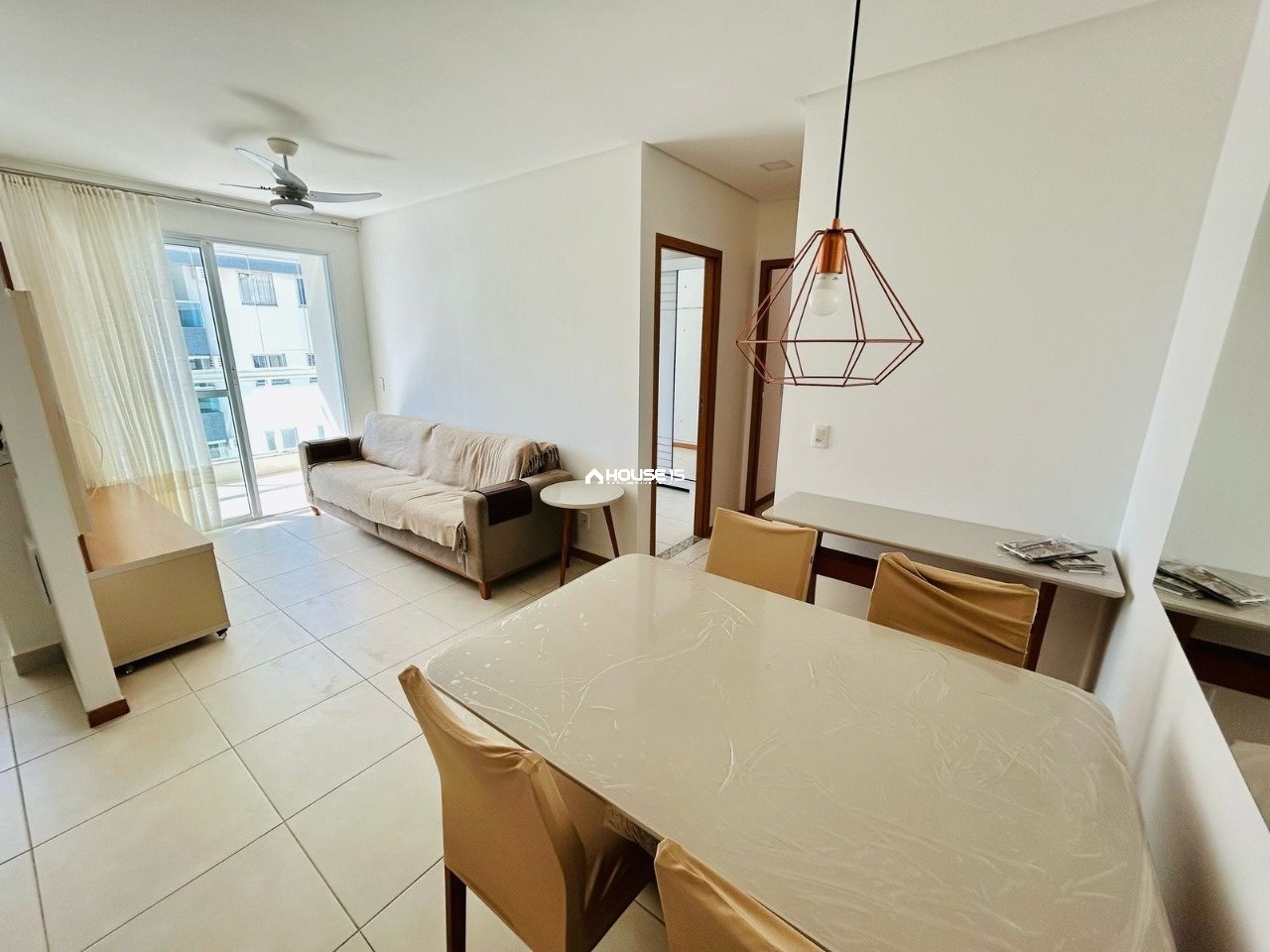 Apartamento de 2 Quartos à Venda no Centro - Guarapari - Espírito Santo - Brasil - 3
