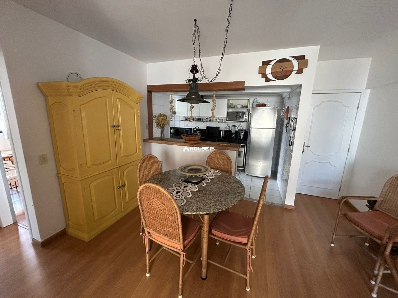 Apartamento de 2 Quartos à Venda no Centro - Guarapari - Espírito Santo - Brasil - 5