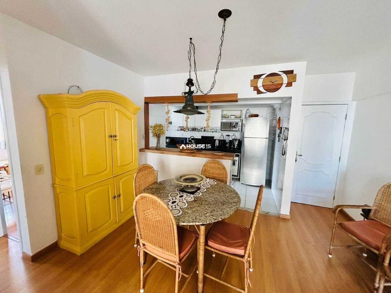 Apartamento de 2 Quartos à Venda no Centro - Guarapari - Espírito Santo - Brasil - 6