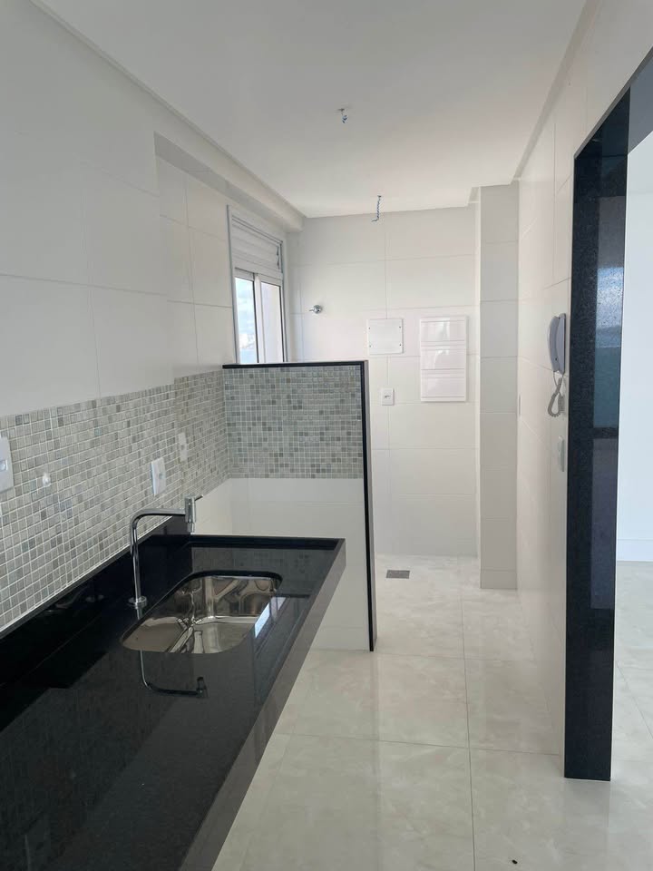 Apartamento de 3 Quartos à Venda na Praia do Morro – Guarapari – ES - 2