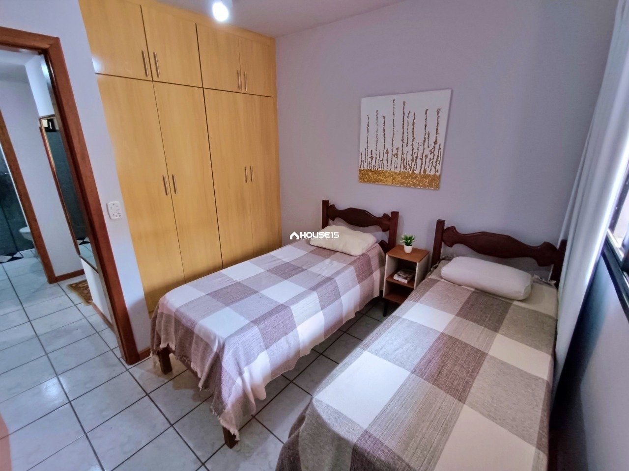 Apartamento de 3 Quartos à Venda na Praia do Morro - Guarapari - Espírito Santo - Brasil - 5