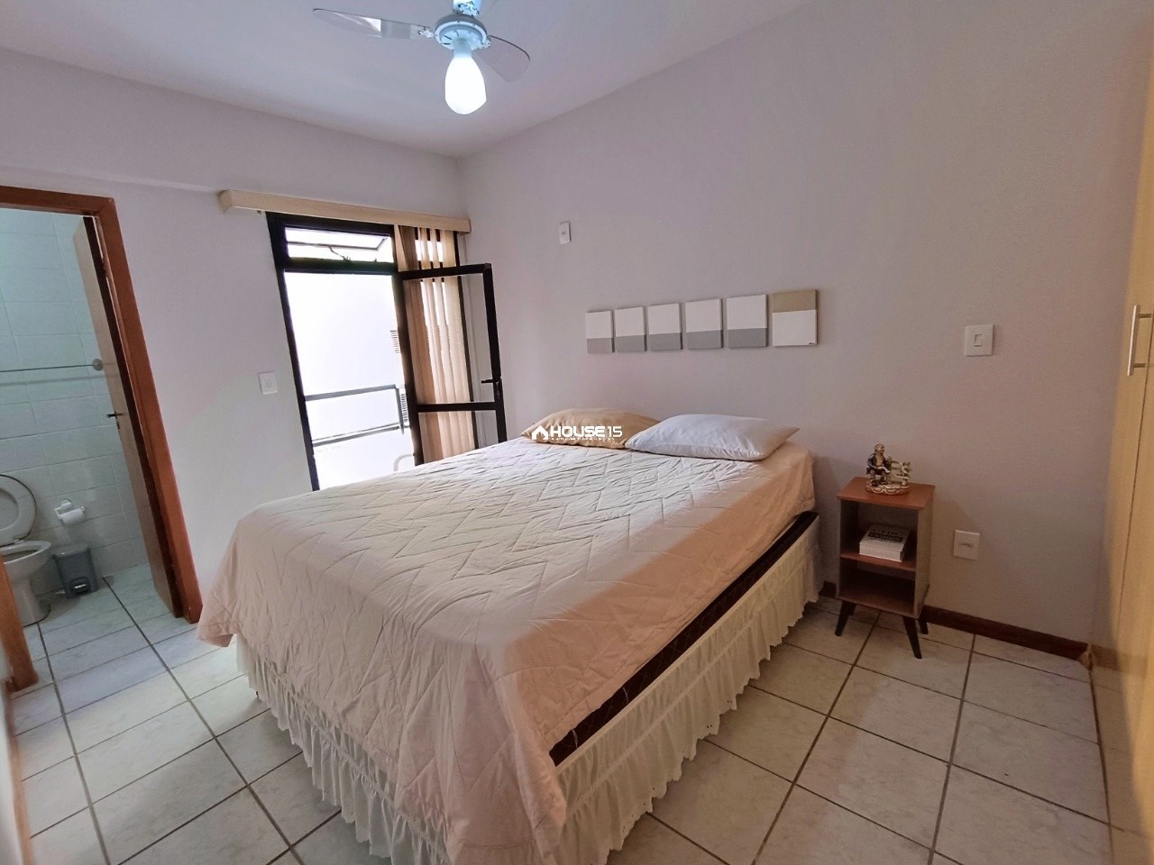 Apartamento de 3 Quartos à Venda na Praia do Morro - Guarapari - Espírito Santo - Brasil - 8