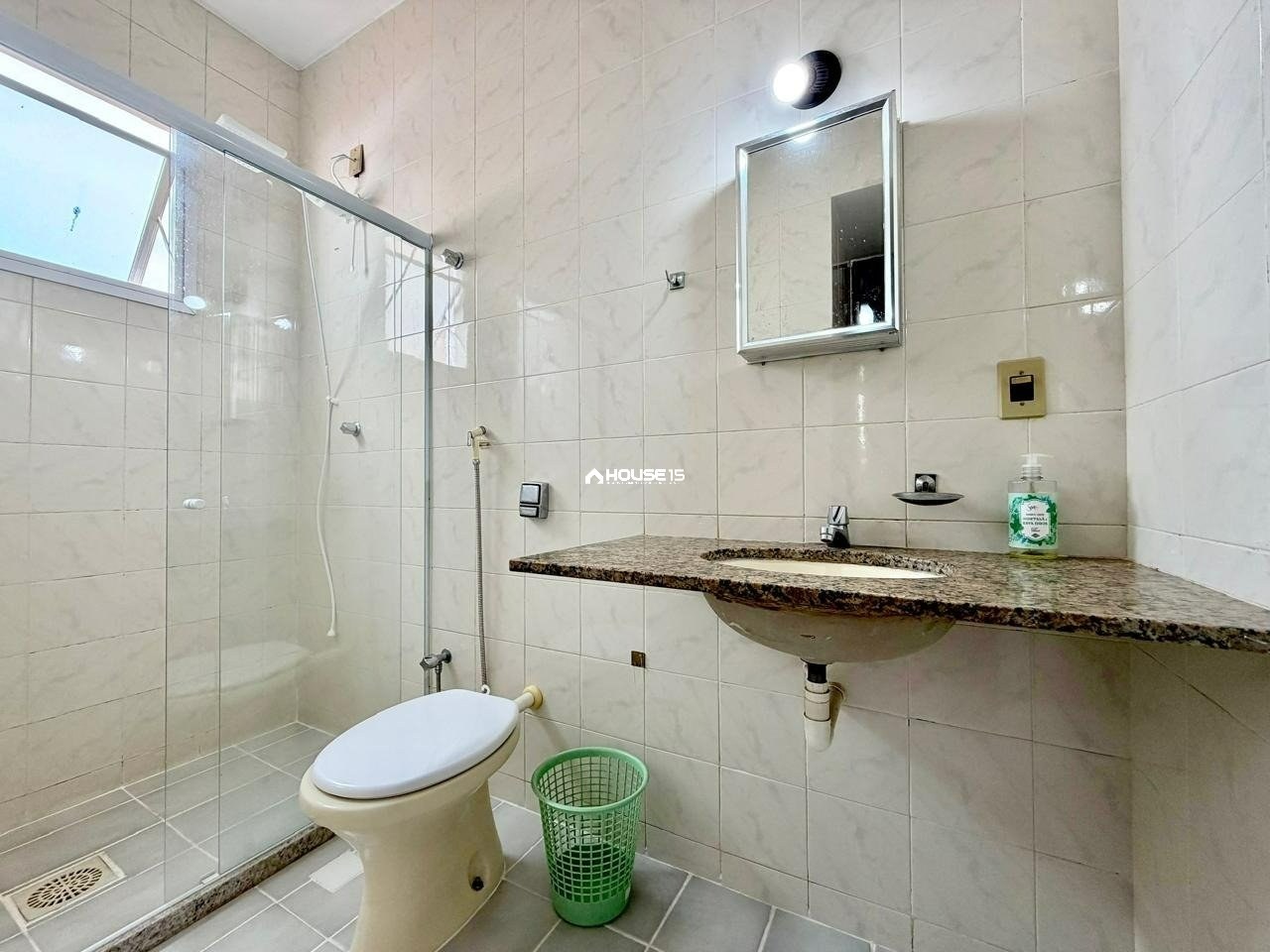 Apartamento de 3 Quartos à Venda na Praia do Morro - Guarapari - Espírito Santo - Brasil - 8