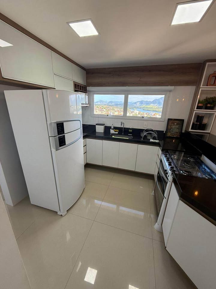 Apartamento de 3 Quartos à Venda no Centro – Guarapari – ES - 2