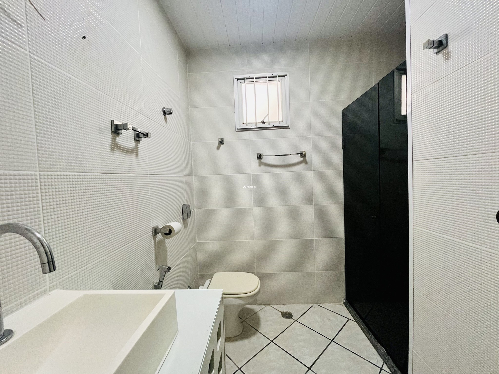 Apartamento de 3 Quartos à Venda no Centro - Guarapari - Espírito Santo - Brasil - 8