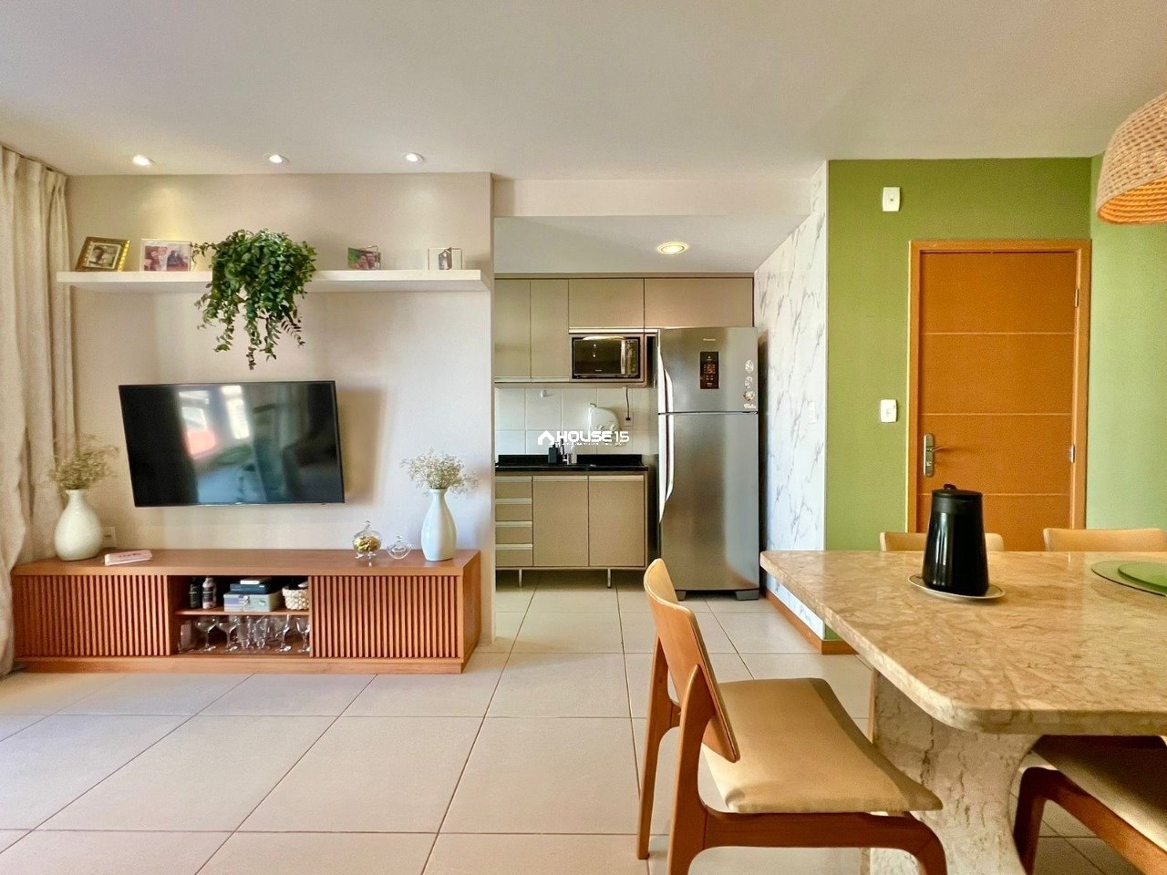 Apartamento de 3 Quartos à Venda no Centro - Guarapari - Espírito Santo - Brasil - 8